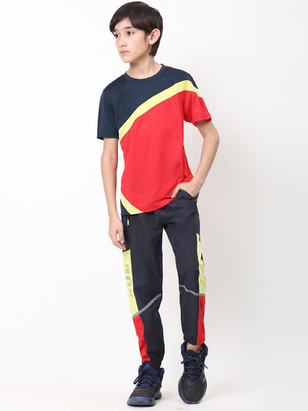 DIDA Boys Bounce Back Set Colourblocked T-Shirt With Jogger
