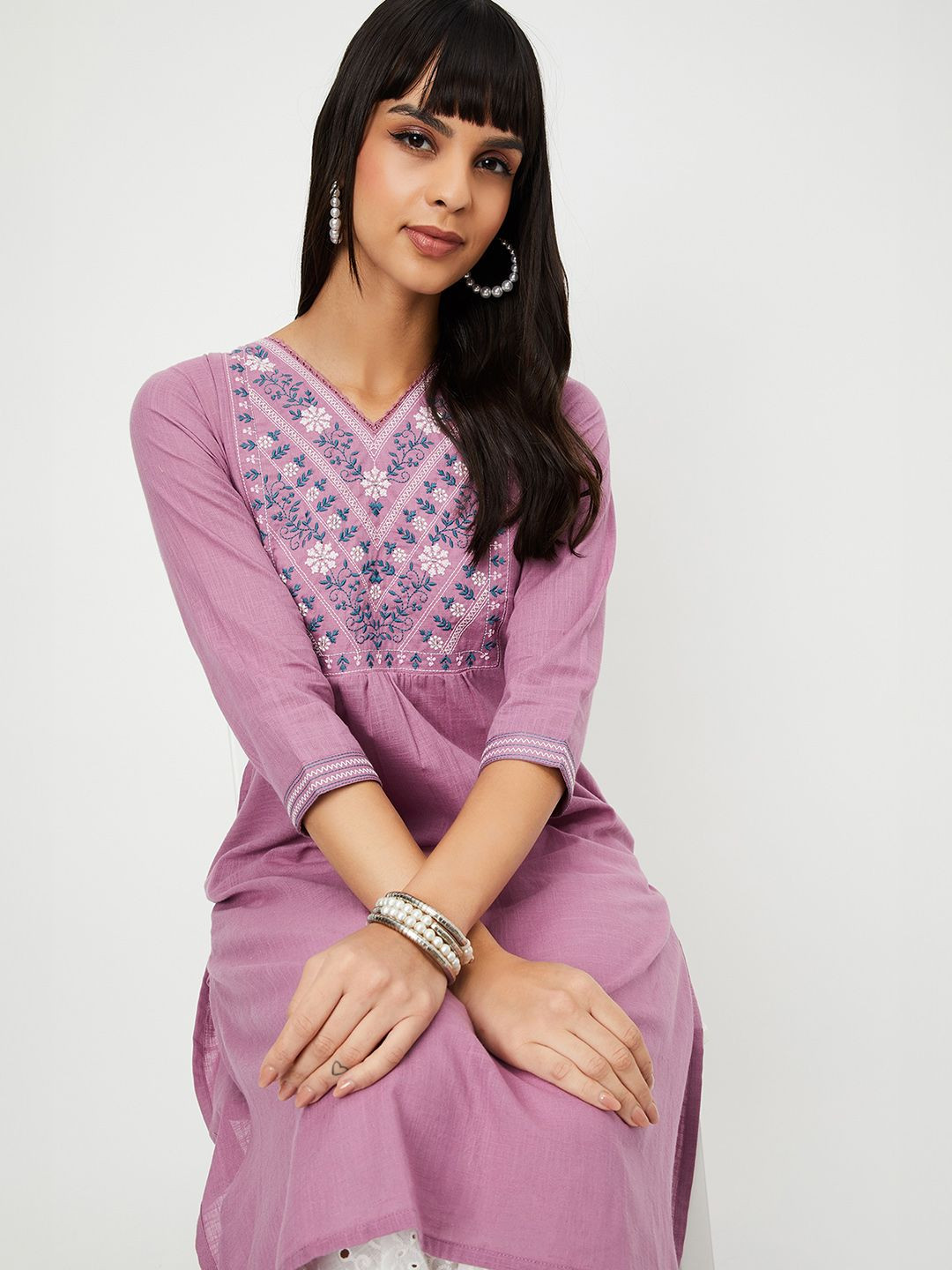 max Embroidered Thread Work V Neck A Line Kurta