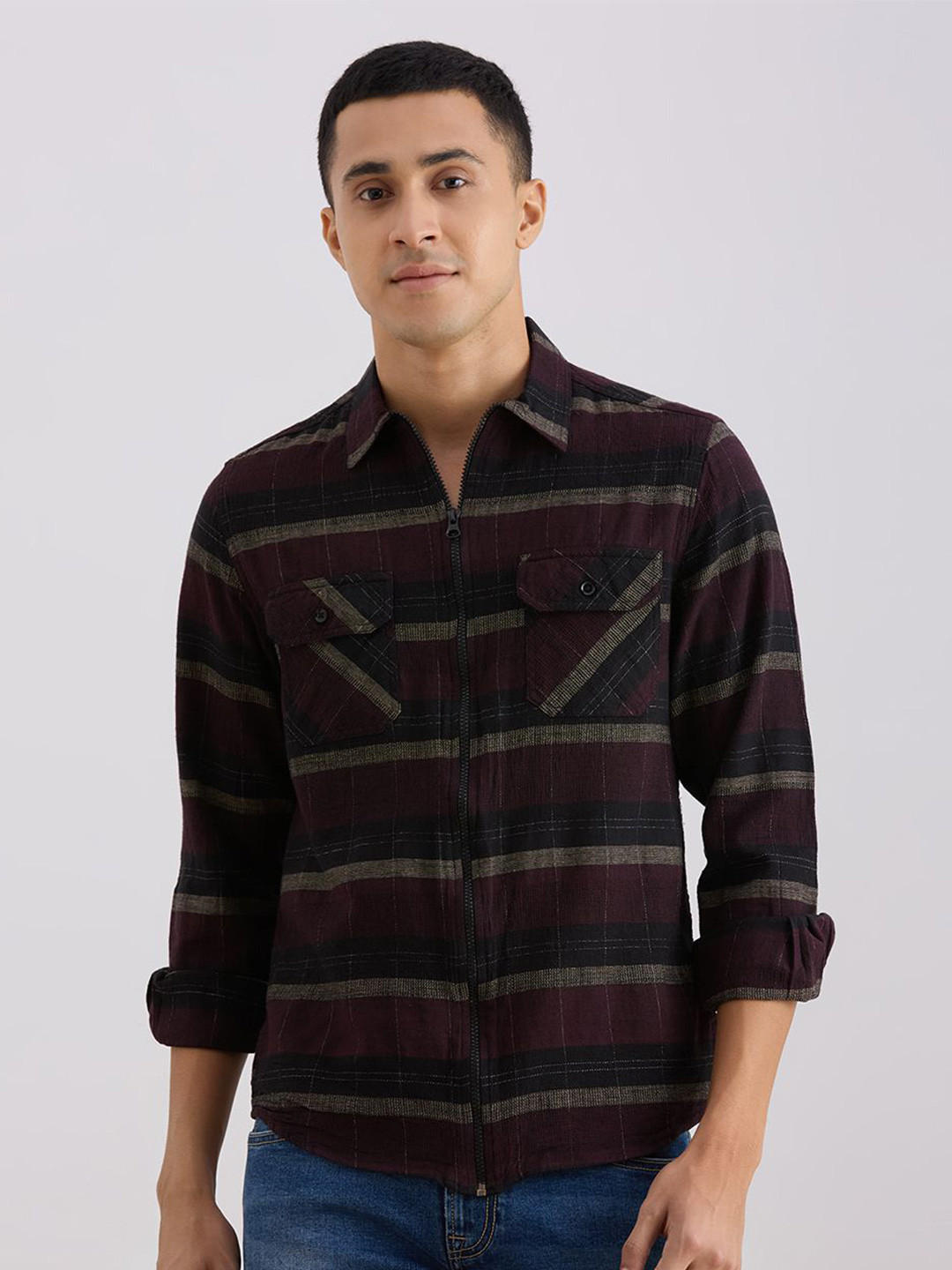 VALEN CLUB Horizontal Spread Collar Relaxed Fit Shirt