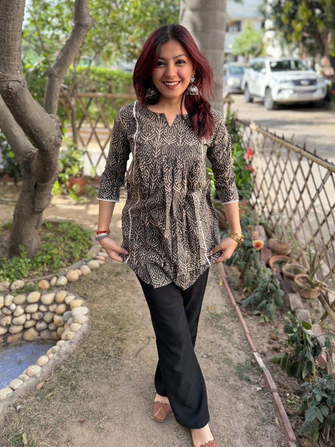 SHRIYANI Women Print Mandarin Collar Ethnic Cotton Top