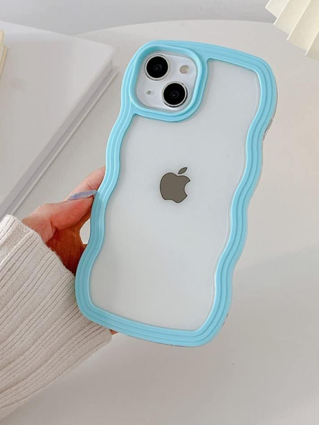 CASE CREATION Women Solid Curvy Wave iPhone 16 Bumper Case Mobile Accessories