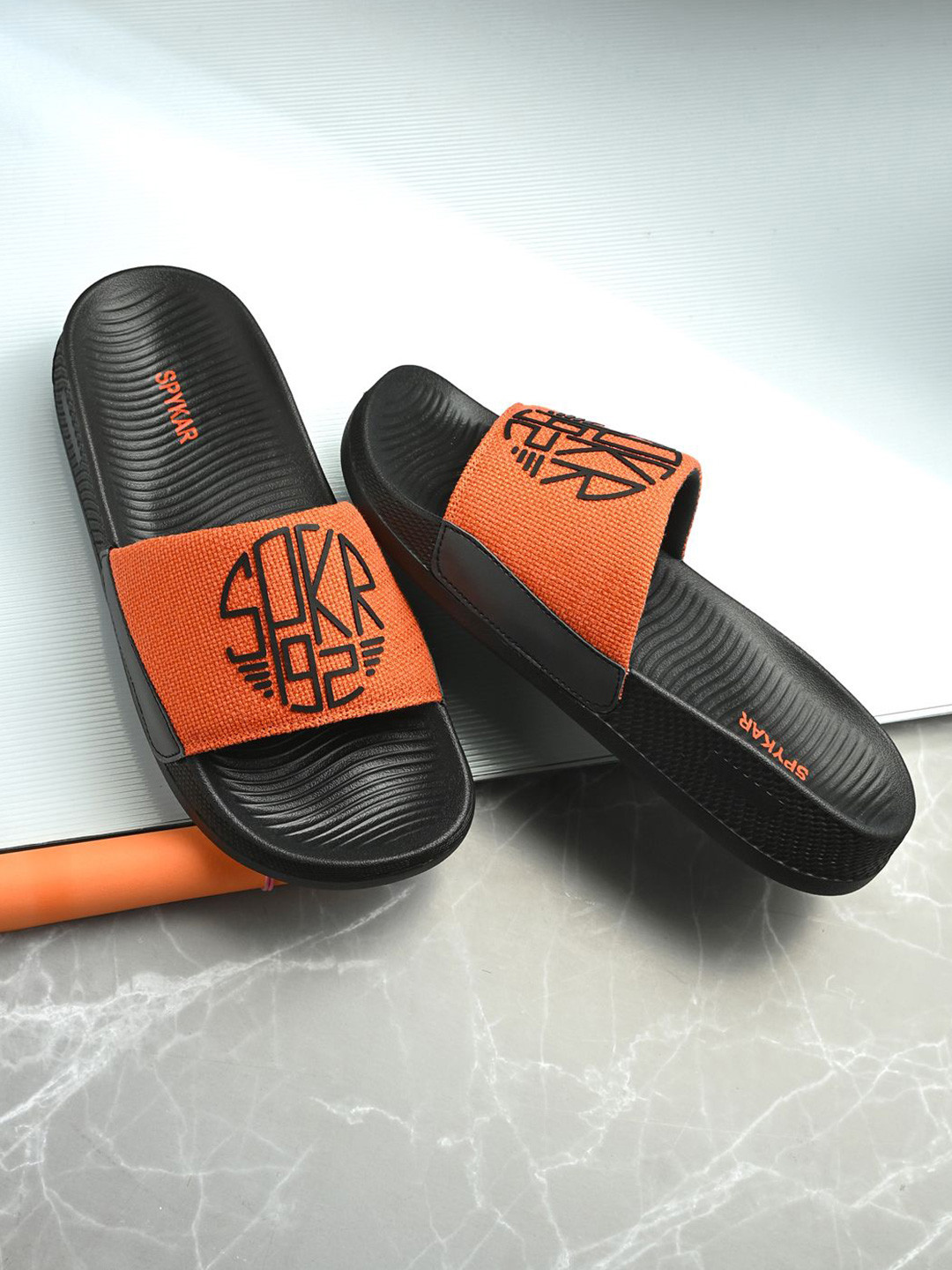 SPYKAR Men Elvio Printed Sliders
