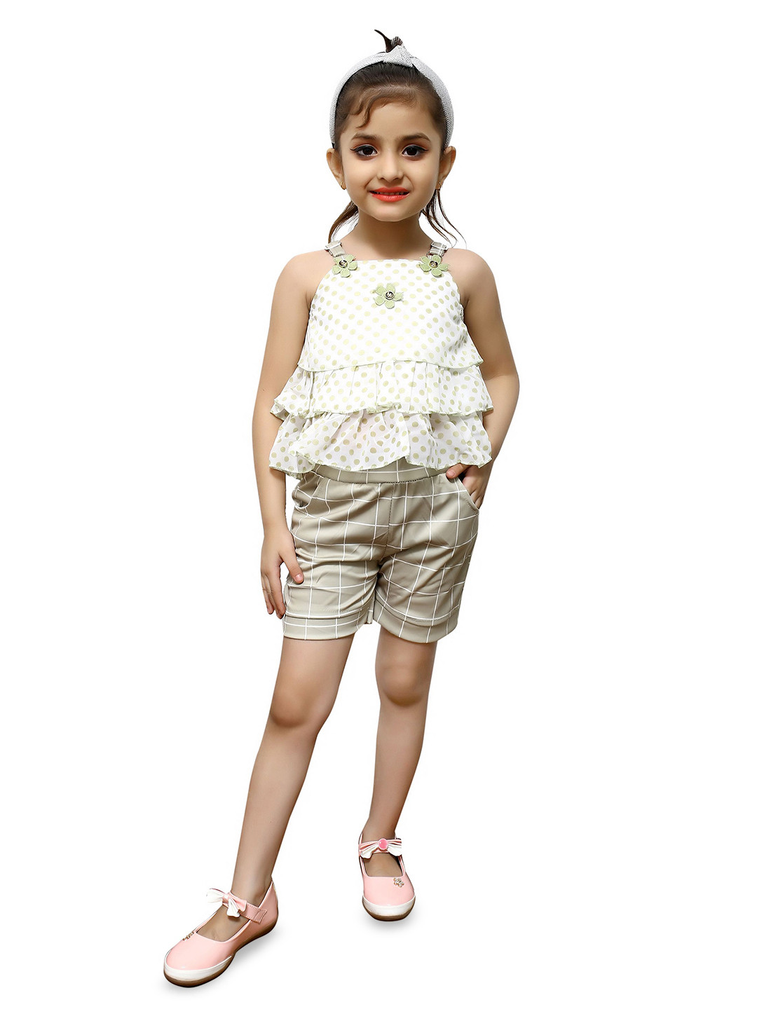 VALUE CREATION Girls Top with Shorts