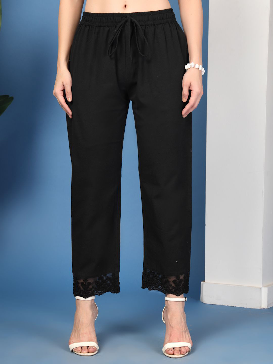 Pistaa Women Solid Mid-Rise Casual Regular Trouser