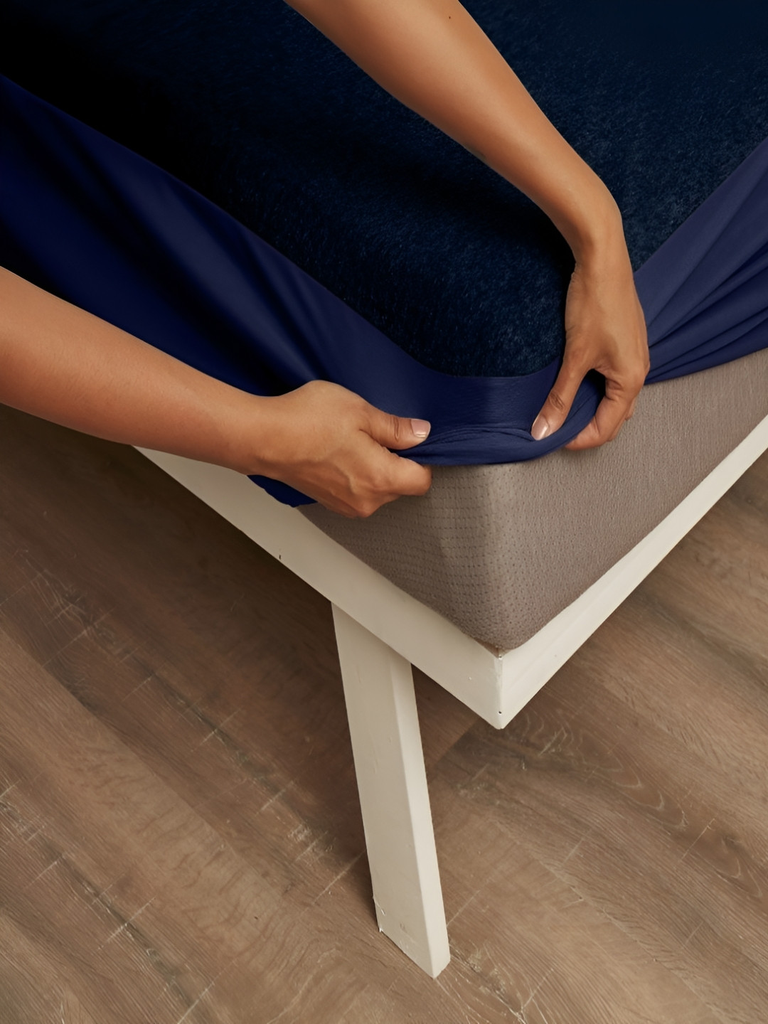 wakefit Blue Terry Breathable Diwan Noiseless Fitted Mattress Protector