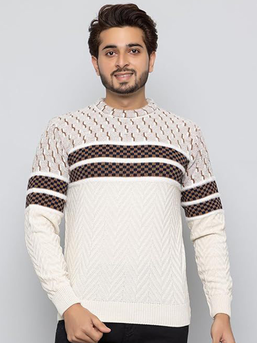 WEAR LUSSO Men Round Neck Woollen Pullover Sweater