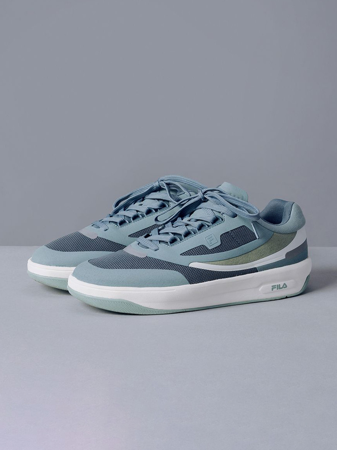 FILA Women Textured Lace-Ups Round Toe Sneakers