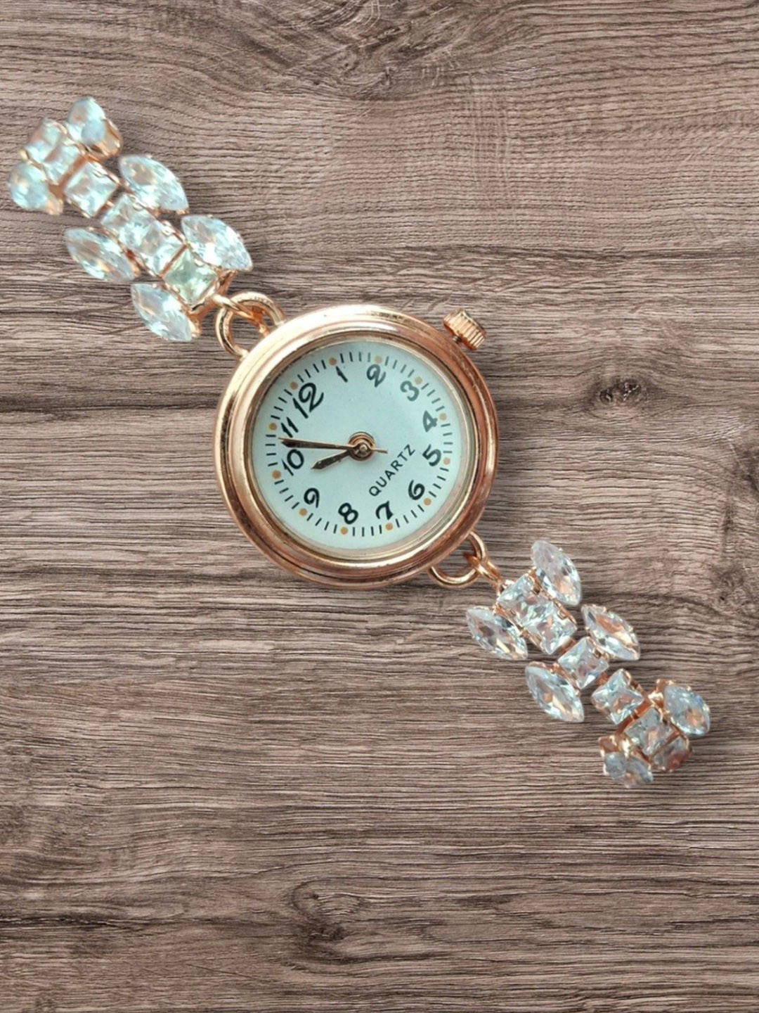 KRISHNA CREATION Women Bracelet Style Straps Analogue Watch