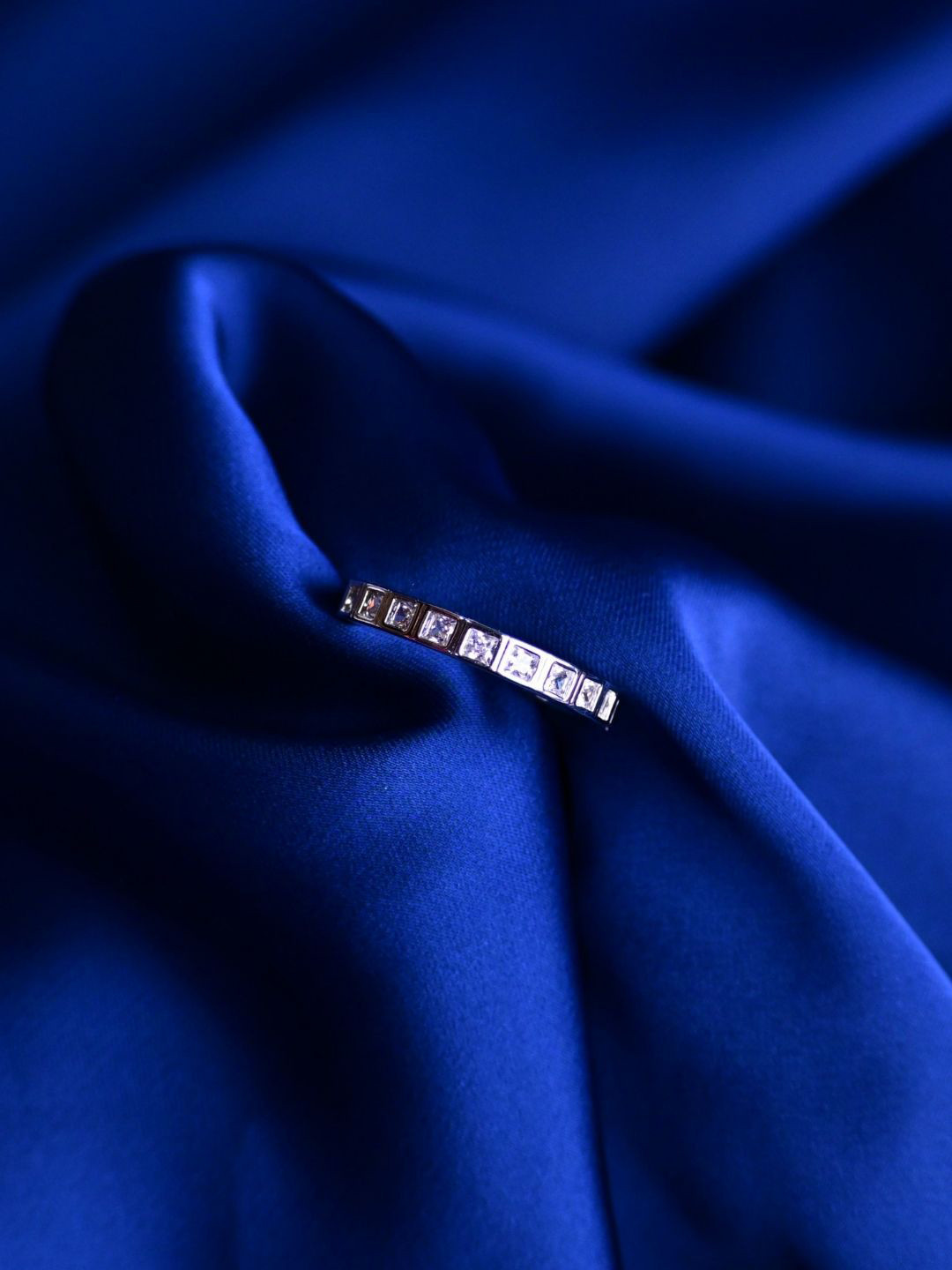 FAB COUTURE Sliver-Plated Zircon-Studded Adjustable Timeless Ties Finger Ring