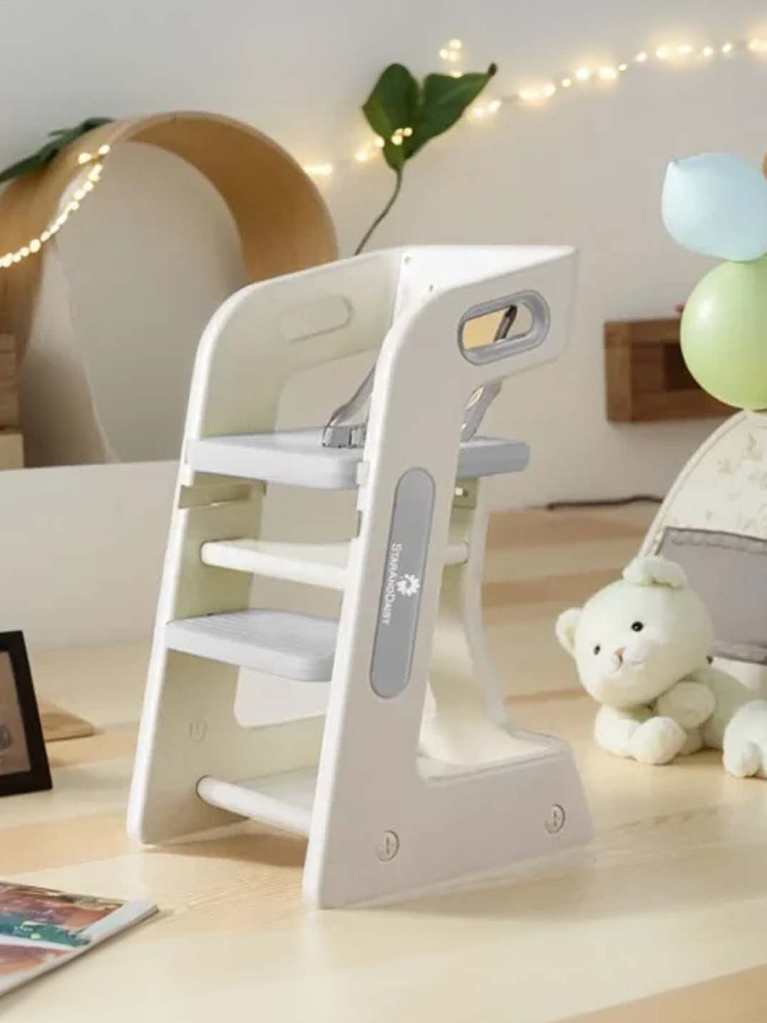 StarAndDaisy Baby Adjustable Height High Chairs