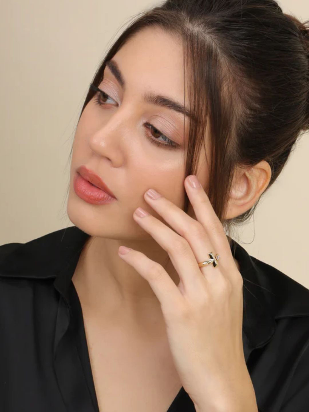 FAB COUTURE Gold-Plated Stone-Studded Adjustable Horizon Ring