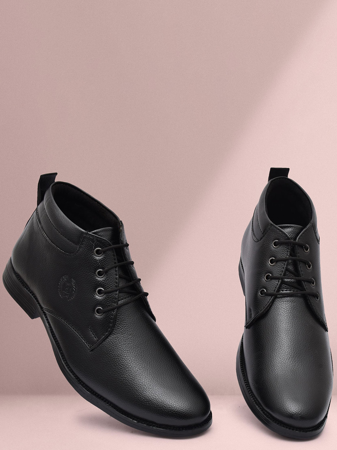 TRM Men Lace-Ups Round Toe Derbys