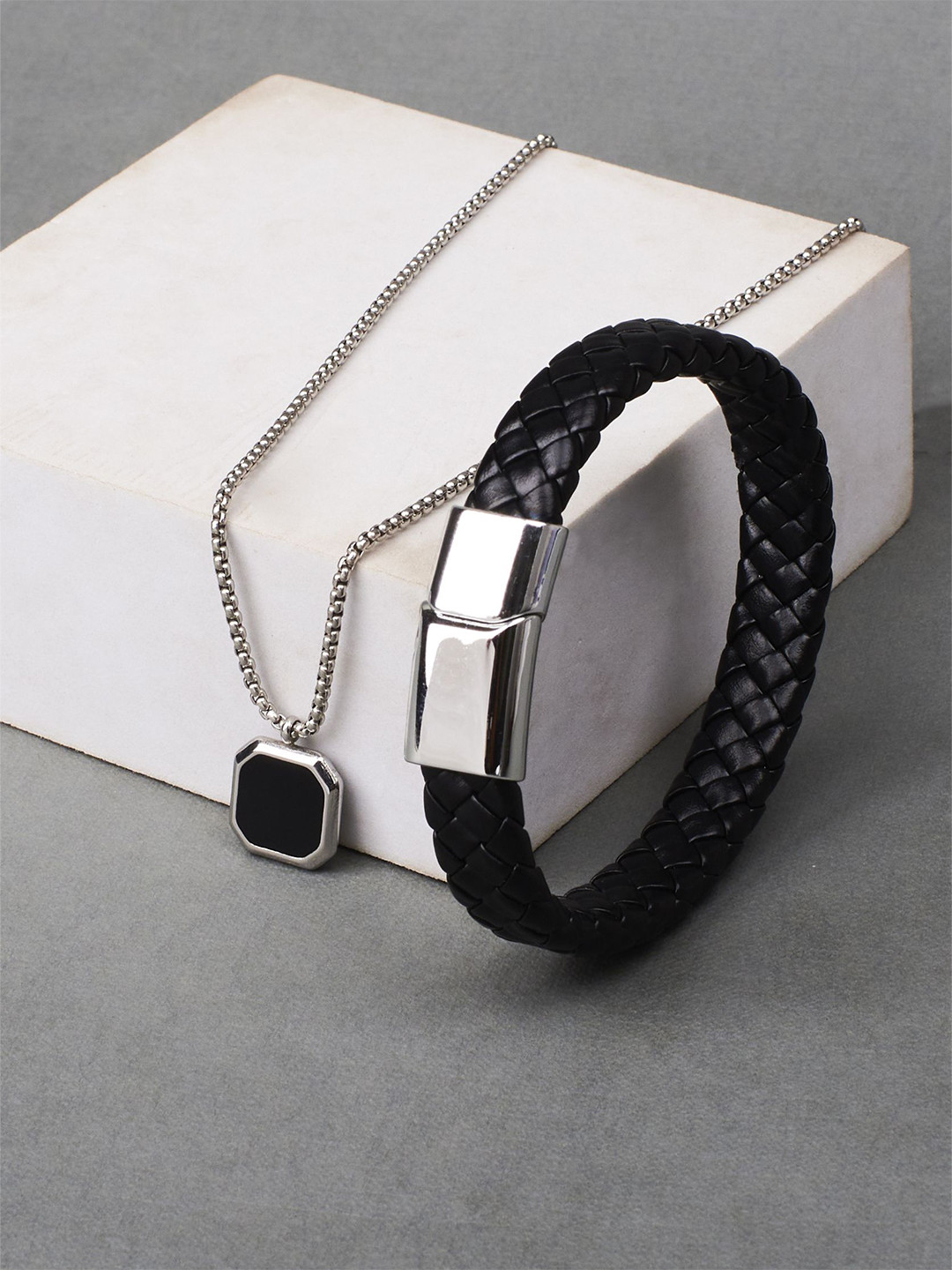 SALTY Set Of Bracelet & Necklace Midnight Charisma & Avrum - Pendant, Chain Jewellery Set