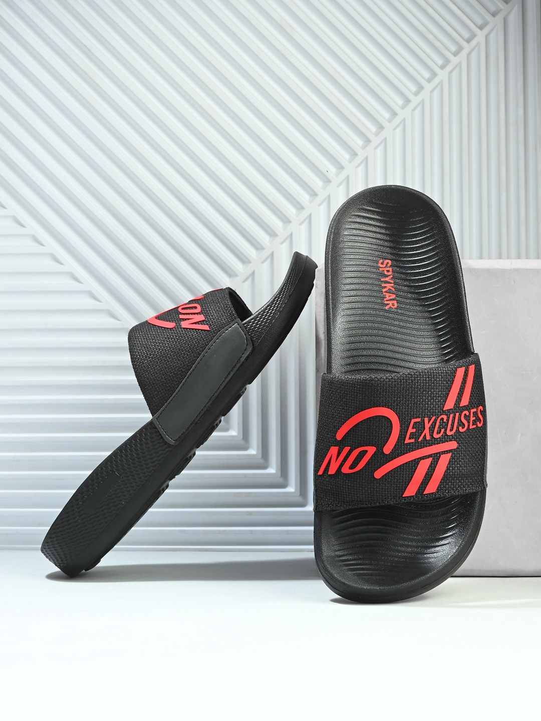 SPYKAR Men Arturo  Sliders