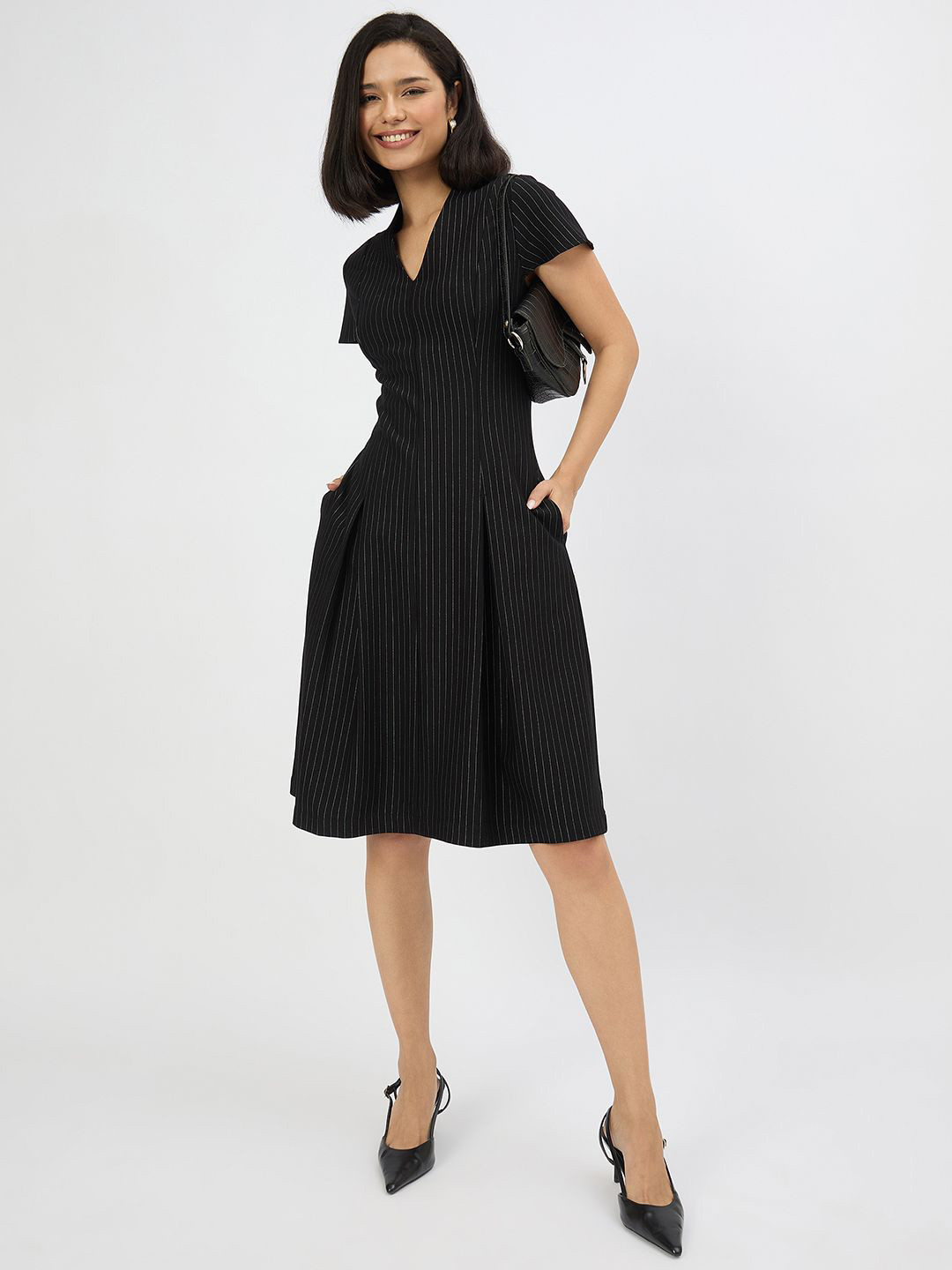 STYLE BLUSH Juno Striped Cap Sleeves V-Neck A-Line Dress