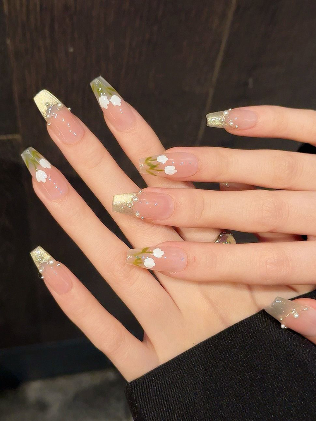 StyleCast x Revolte Set Of 10 Floral Nail Extension