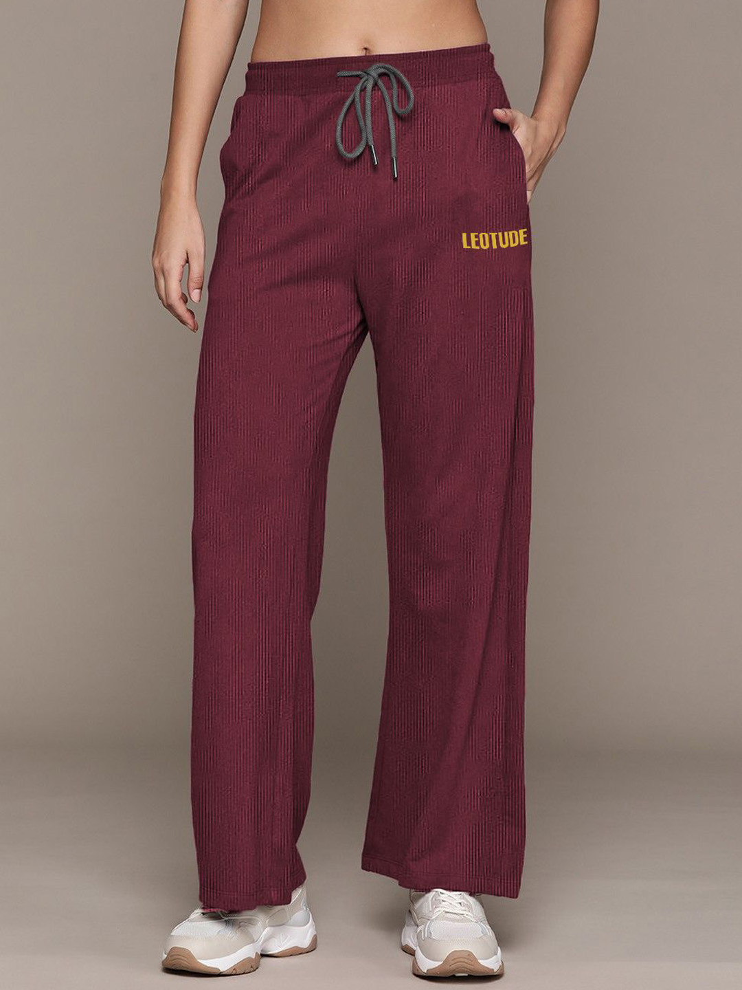 Leotude Women Textured Mid-Rise Relaxed-Fit Baggy Trackpants