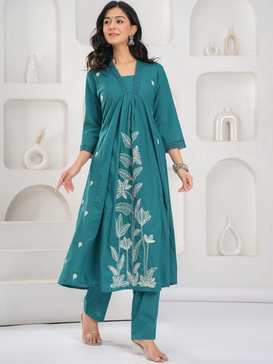 RAJPUTANA CAMISA Floral Embroidered Tunic With Trousers Co-Ords