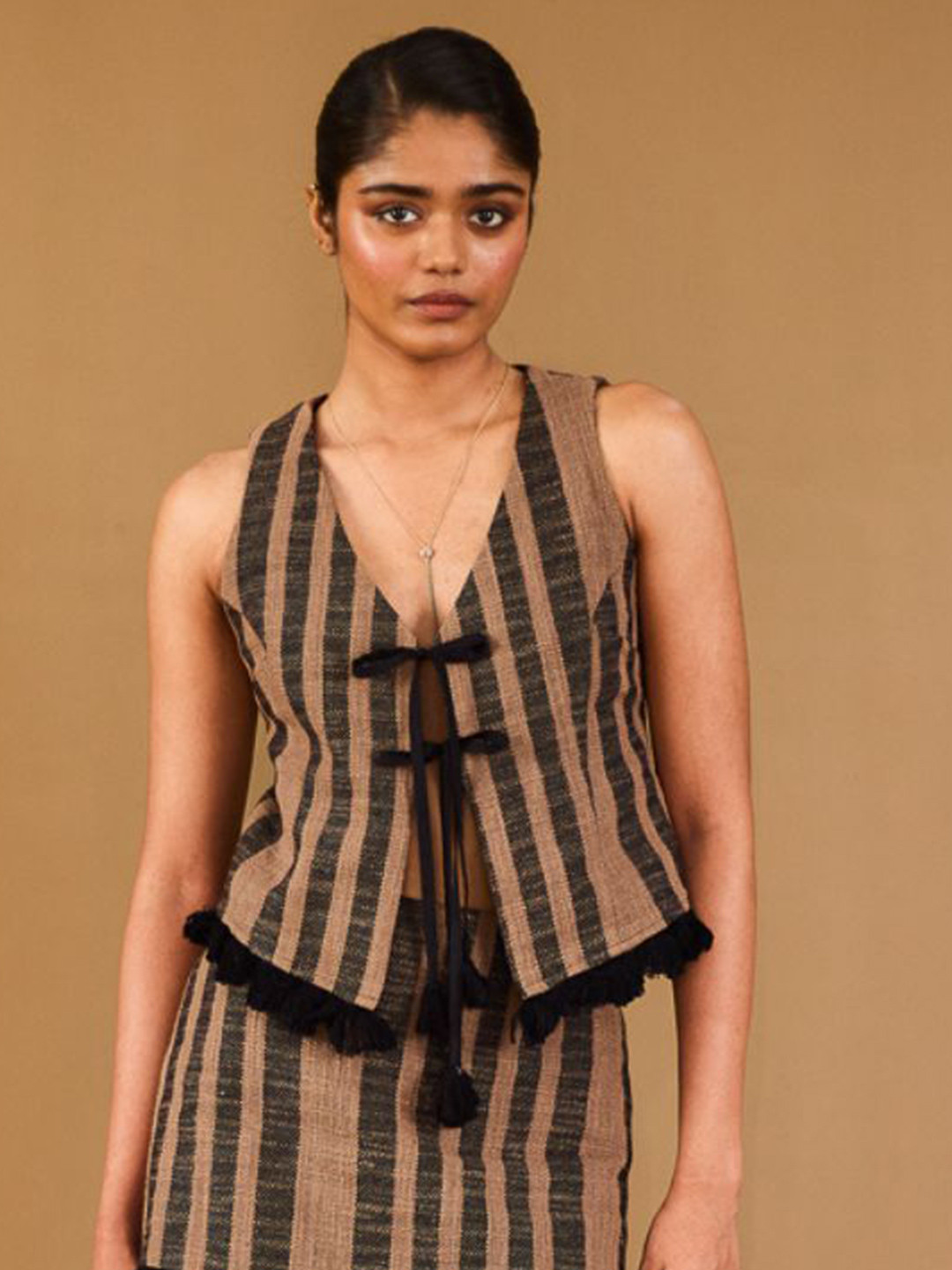 Urban Suburban Brown Striped Tie-up Vest