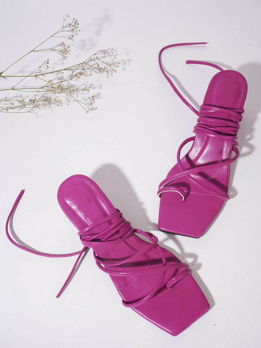 Froh Feet Women Strappy Block Sandals