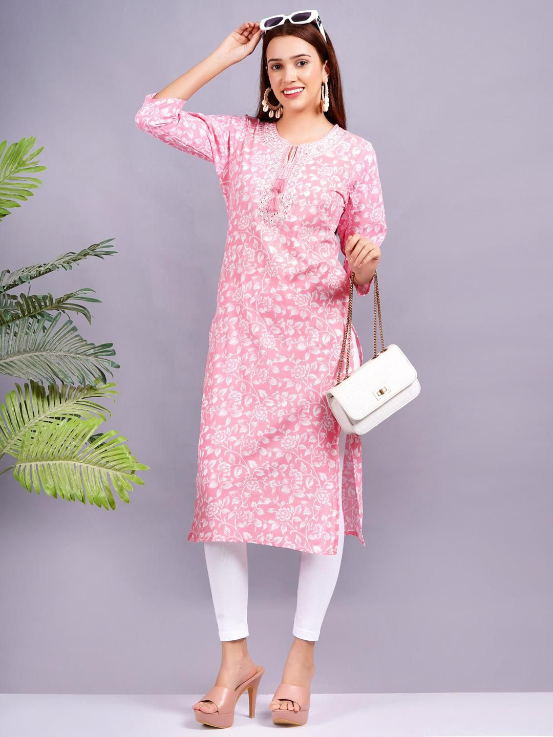 OH MI DIOS Women Ethnic Motifs Mirror Work Tie-Up Neck Kurta