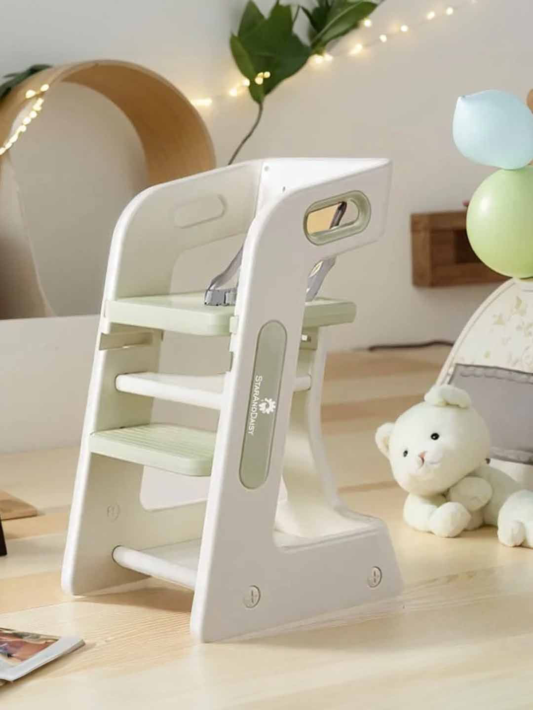 StarAndDaisy Baby Adjustable Height High Chairs