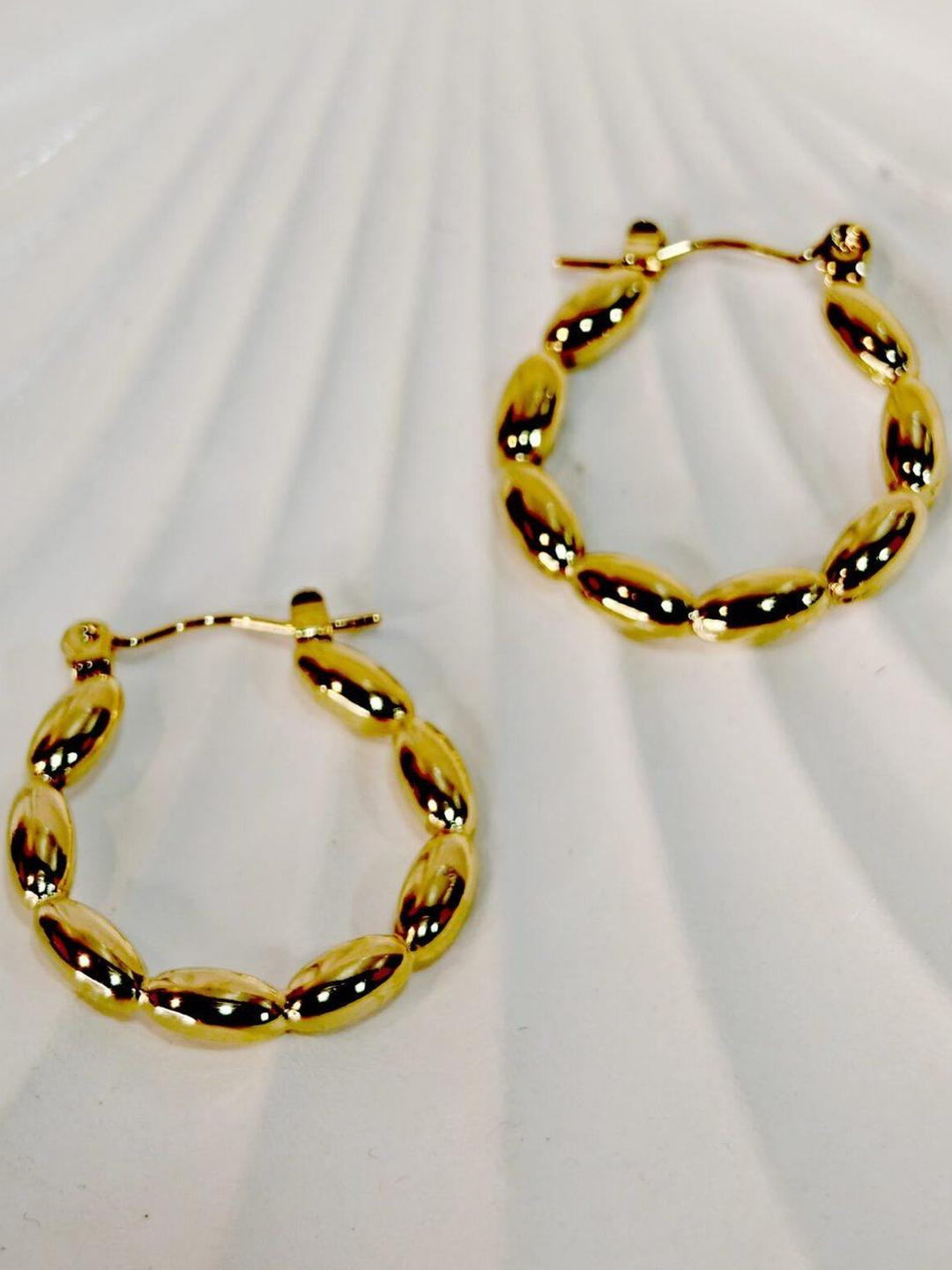 Bareilyy Hoop Earrings