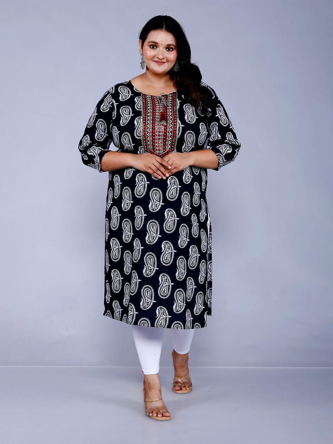 OH MI DIOS Plus Size Paisley Printed Round Neck Pure Cotton Straight Kurta