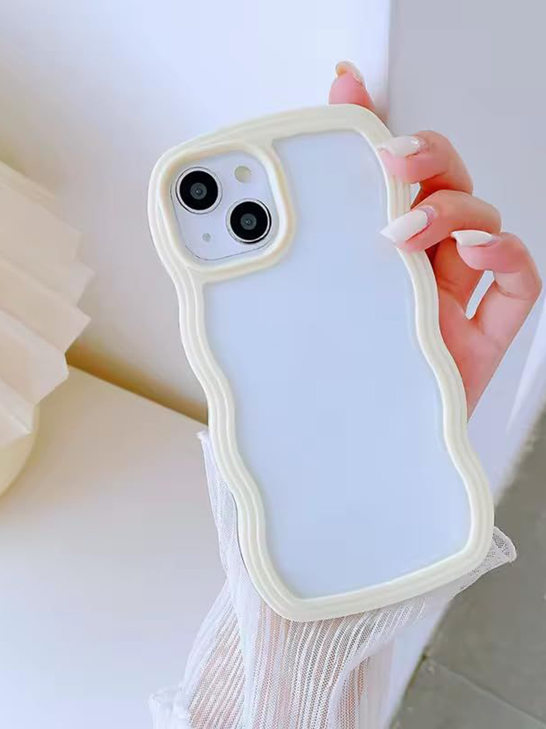 CASE CREATION Curly Wave iPhone 14 Plus Back Case