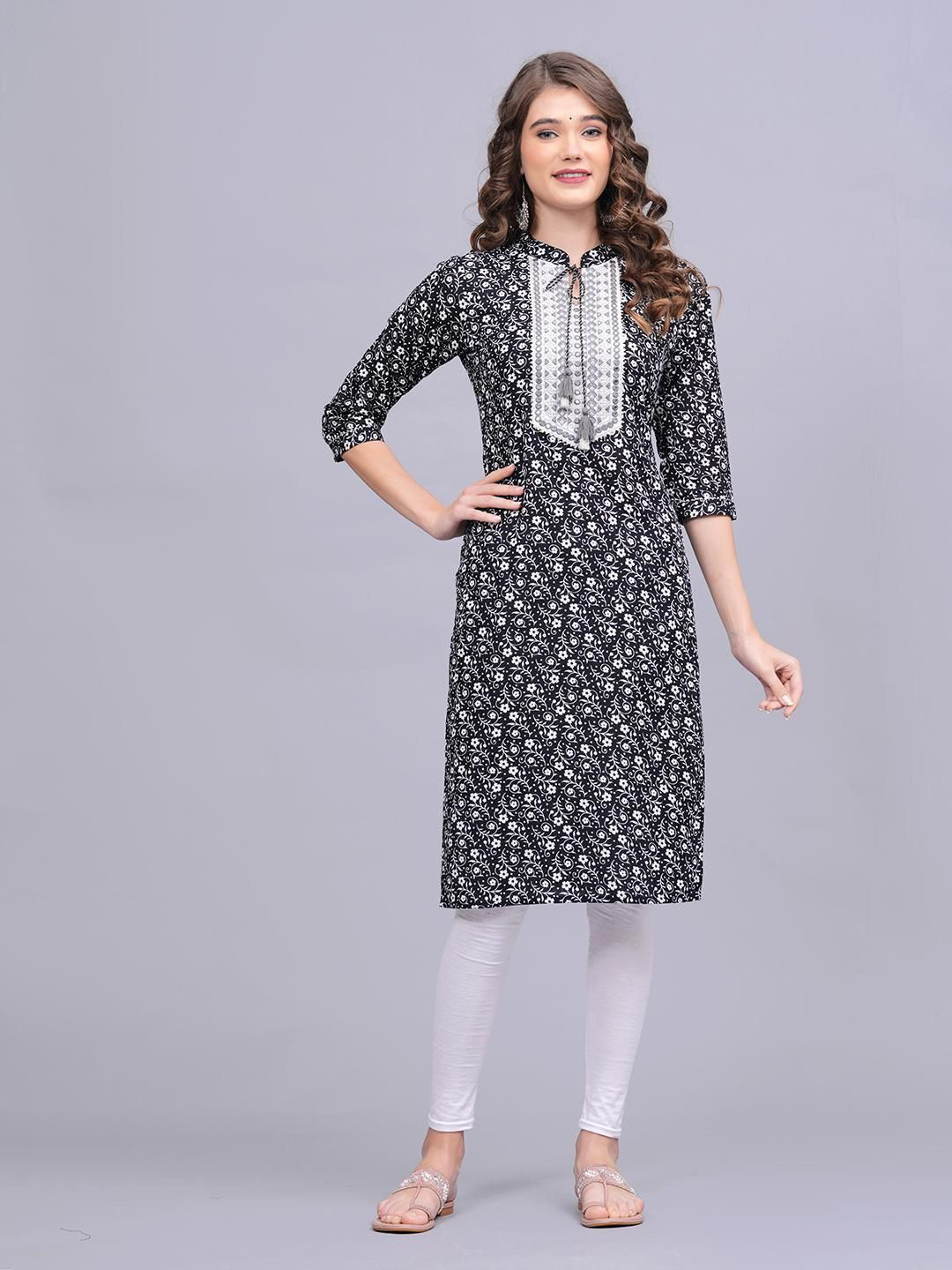 OH MI DIOS Women Floral Printed Tie-Up Neck Cotton Straight Kurta