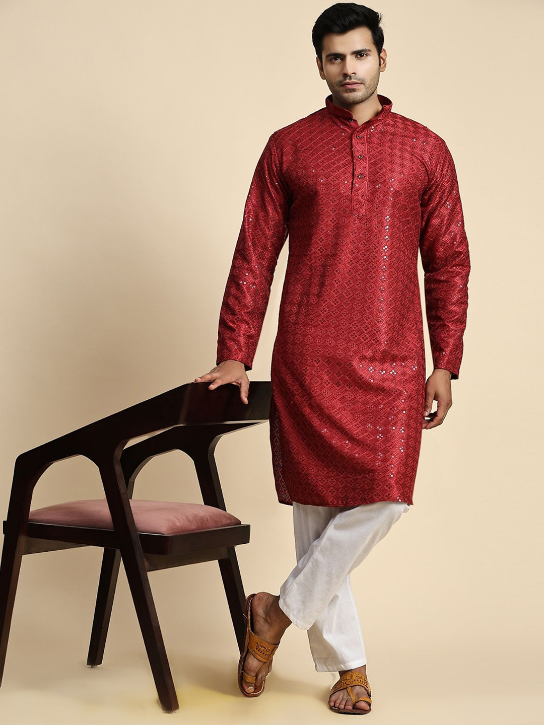 Pro-Ethic STYLE DEVELOPER Embroidered Mandarin Collar Pure Cotton Kurta With Pyjamas