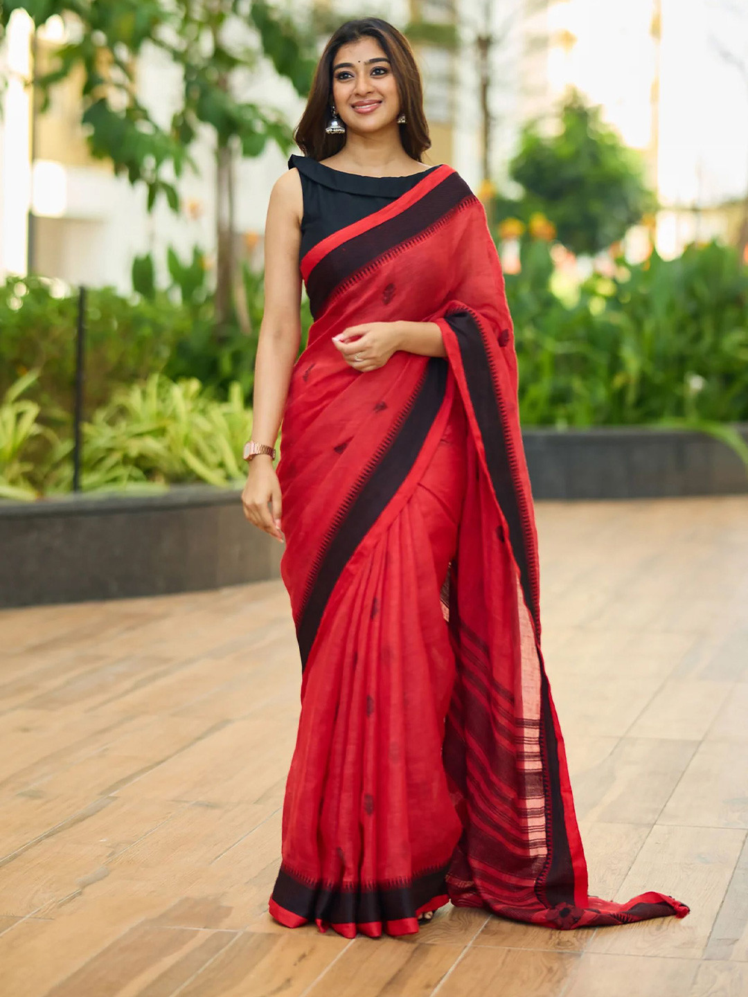 Aldwych Ethnic Motifs Woven Design Zari Banarasi Saree