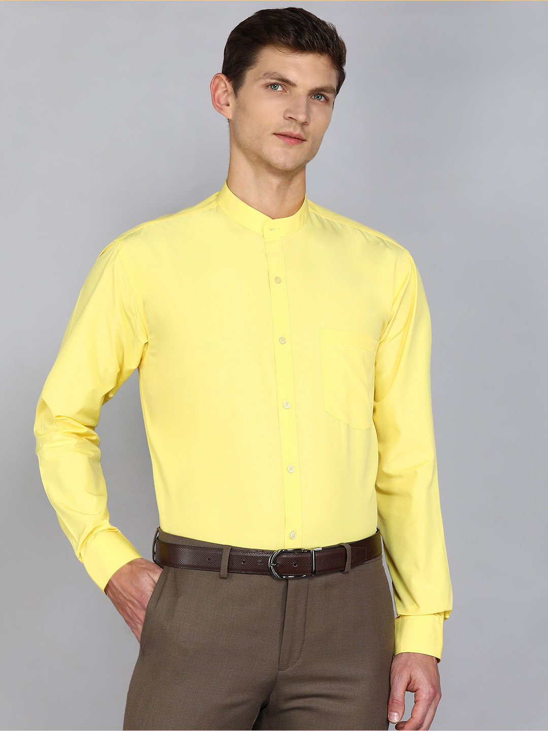 APPEL TOUCH Men Solid Classic Fit Formal Shirt