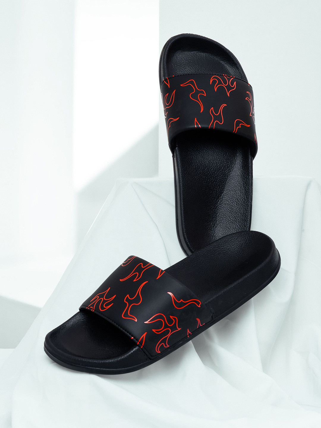 ARVAN Men Printed Open Toe Slip-On