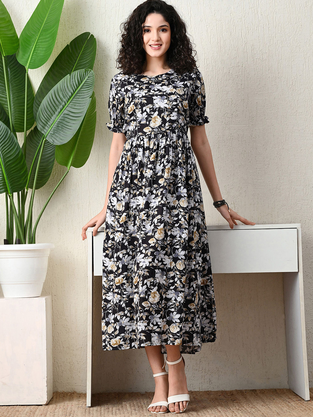 Ichaa Women Floral Print Puff Sleeve Gathered or Pleated Maternity Fit & Flare Midi Dress