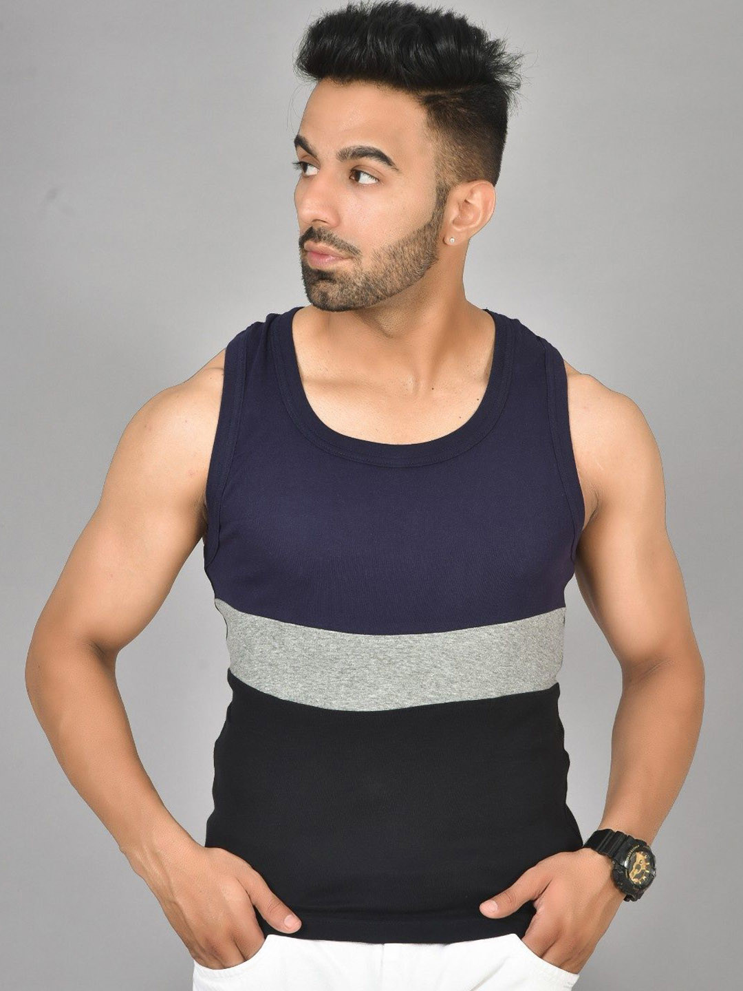 UNDERLOOP Colourblocked Scoop Neck Sleeveless Gym Vest RKN0780