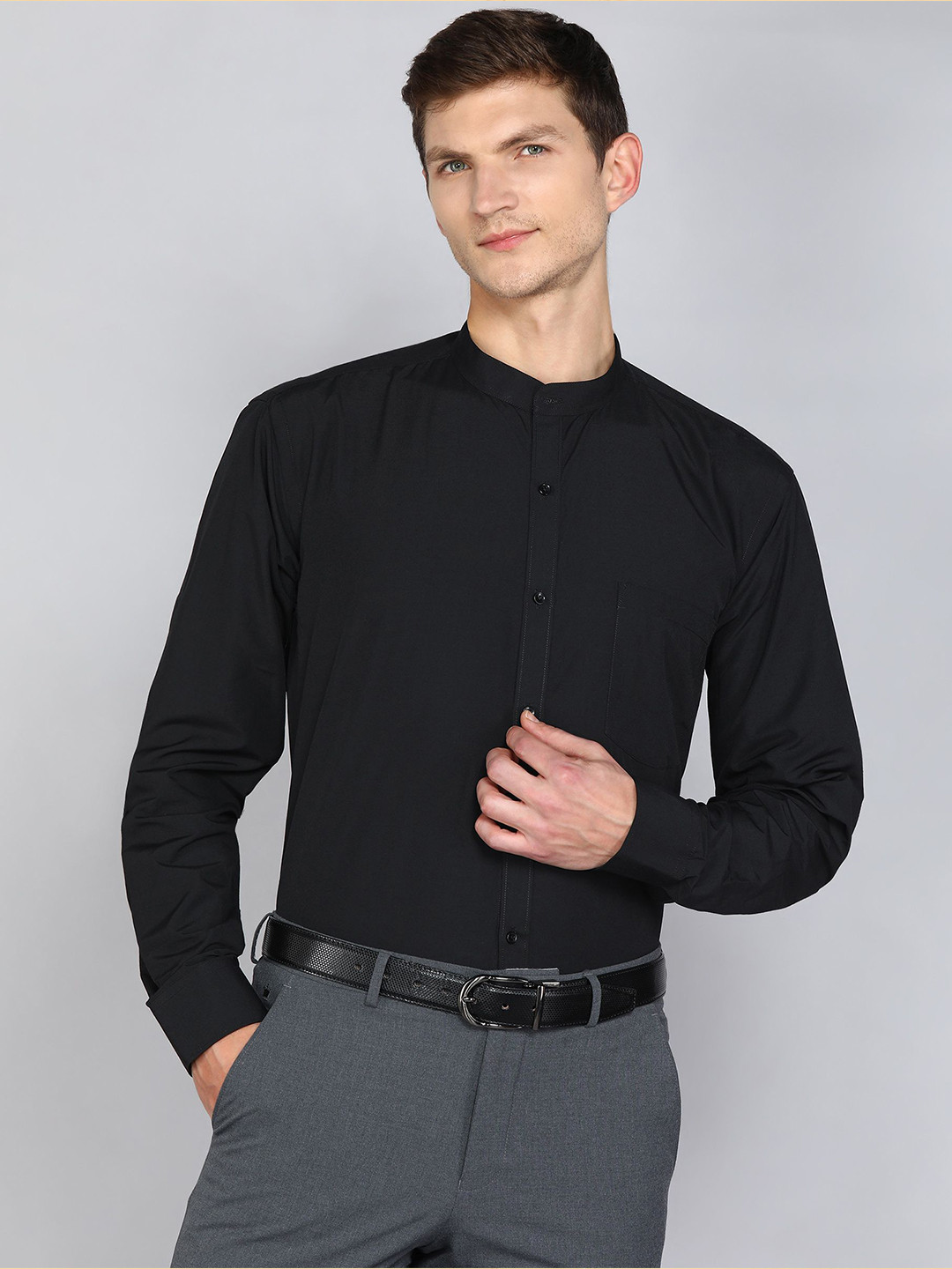 APPEL TOUCH Men Solid Classic Fit Formal Shirt