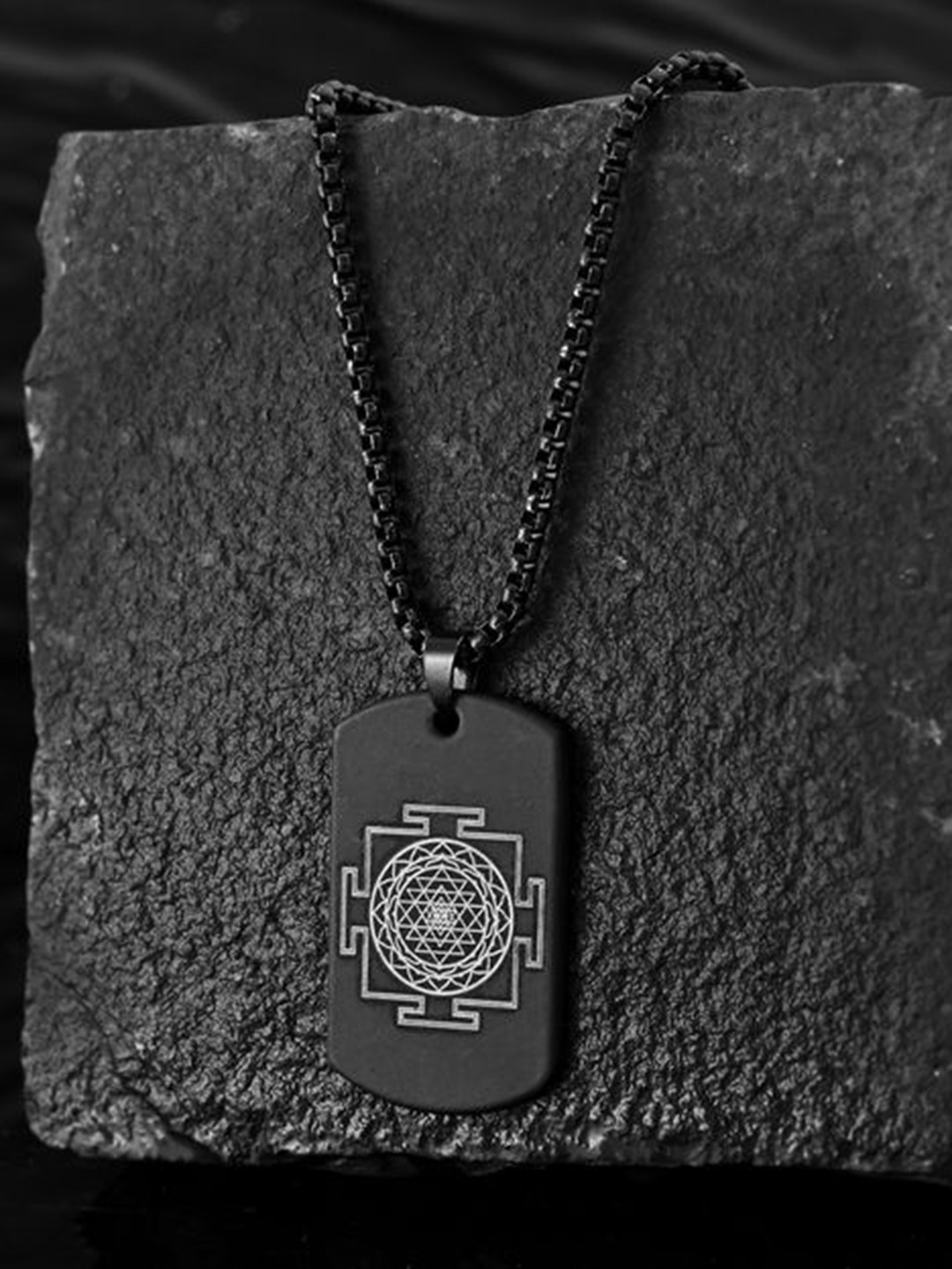 PASU FASHION Unisex Stainless Steel Silver-Plated Shree Yantra Pendants with Chains