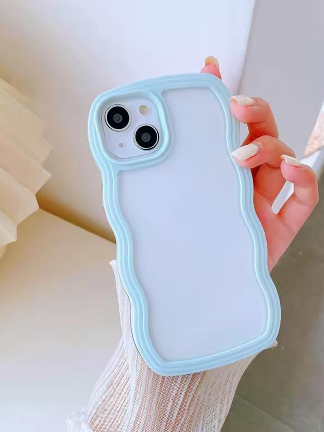 CASE CREATION Women iPhone 14 Transparent Curly Wave Bumper Case Mobile Accessories