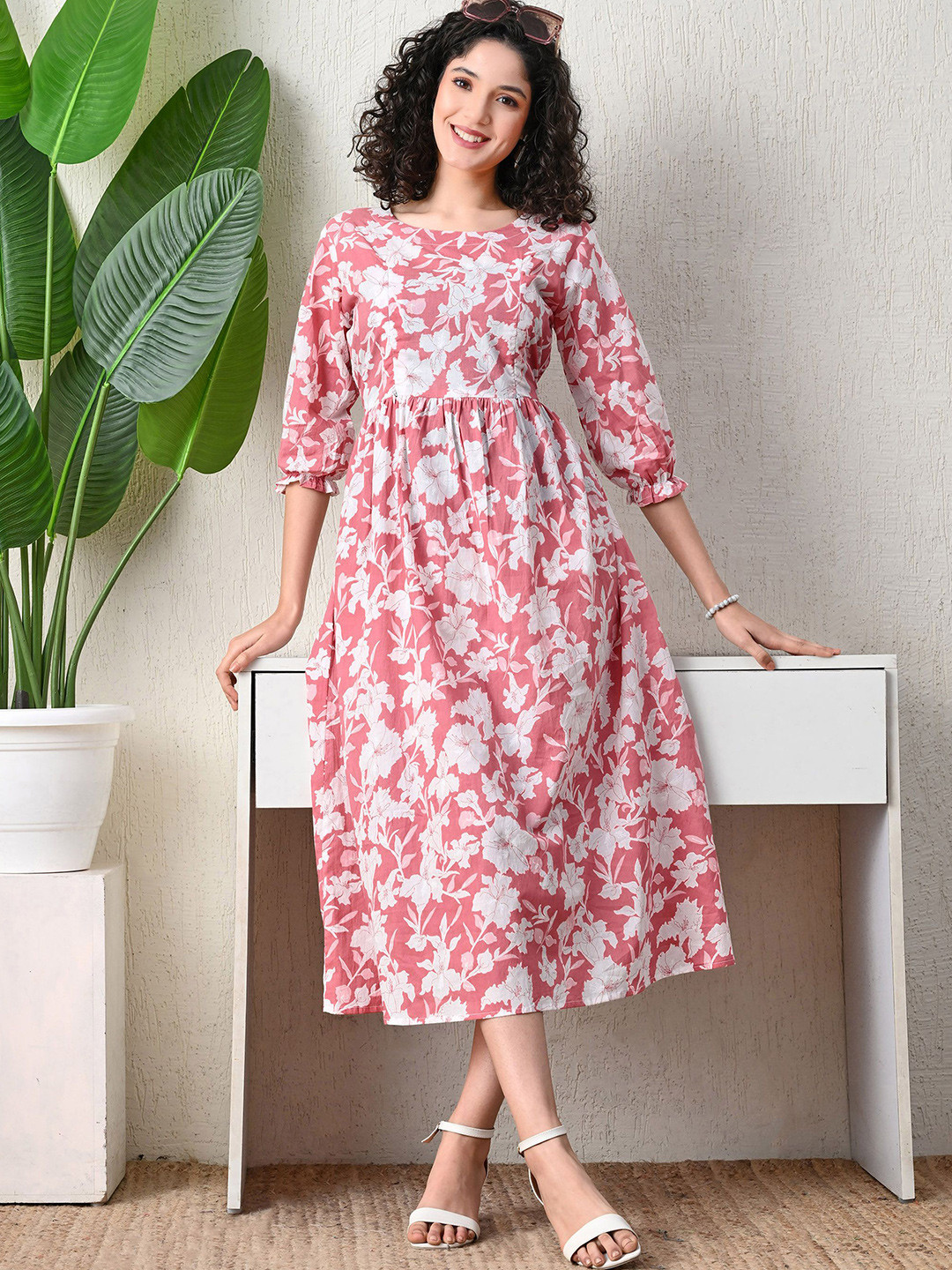 Ichaa Women Floral Printed Puff Sleeve Maternity Fit & Flare Midi Dress