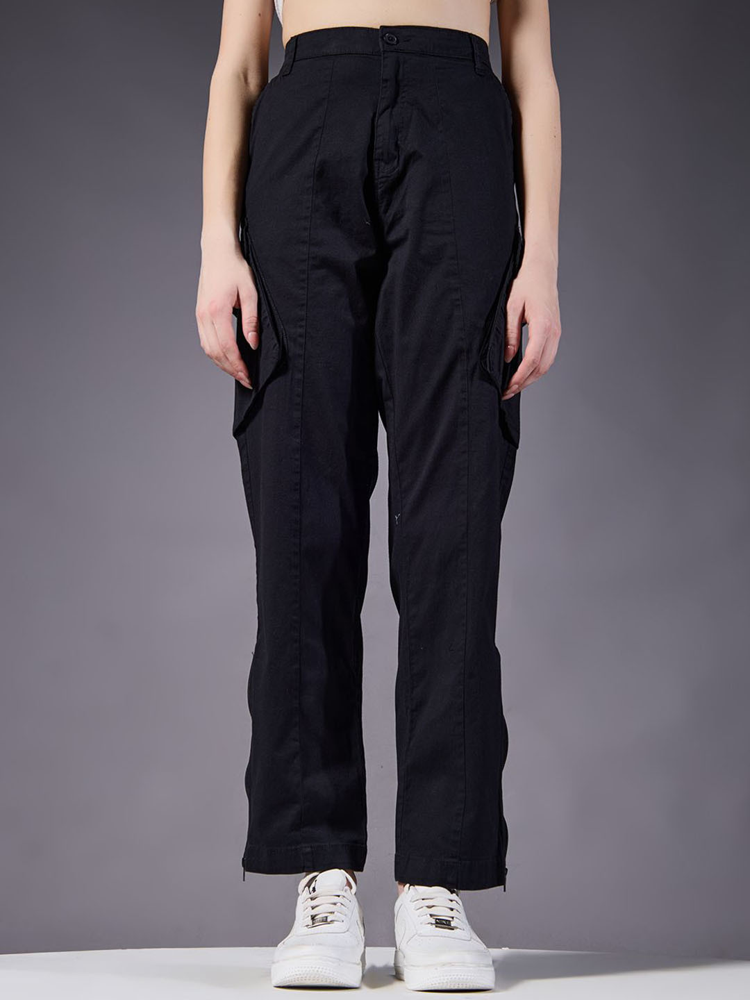 PRONK Women High-Rise Relexed Fit Cotton Cargos Trousers