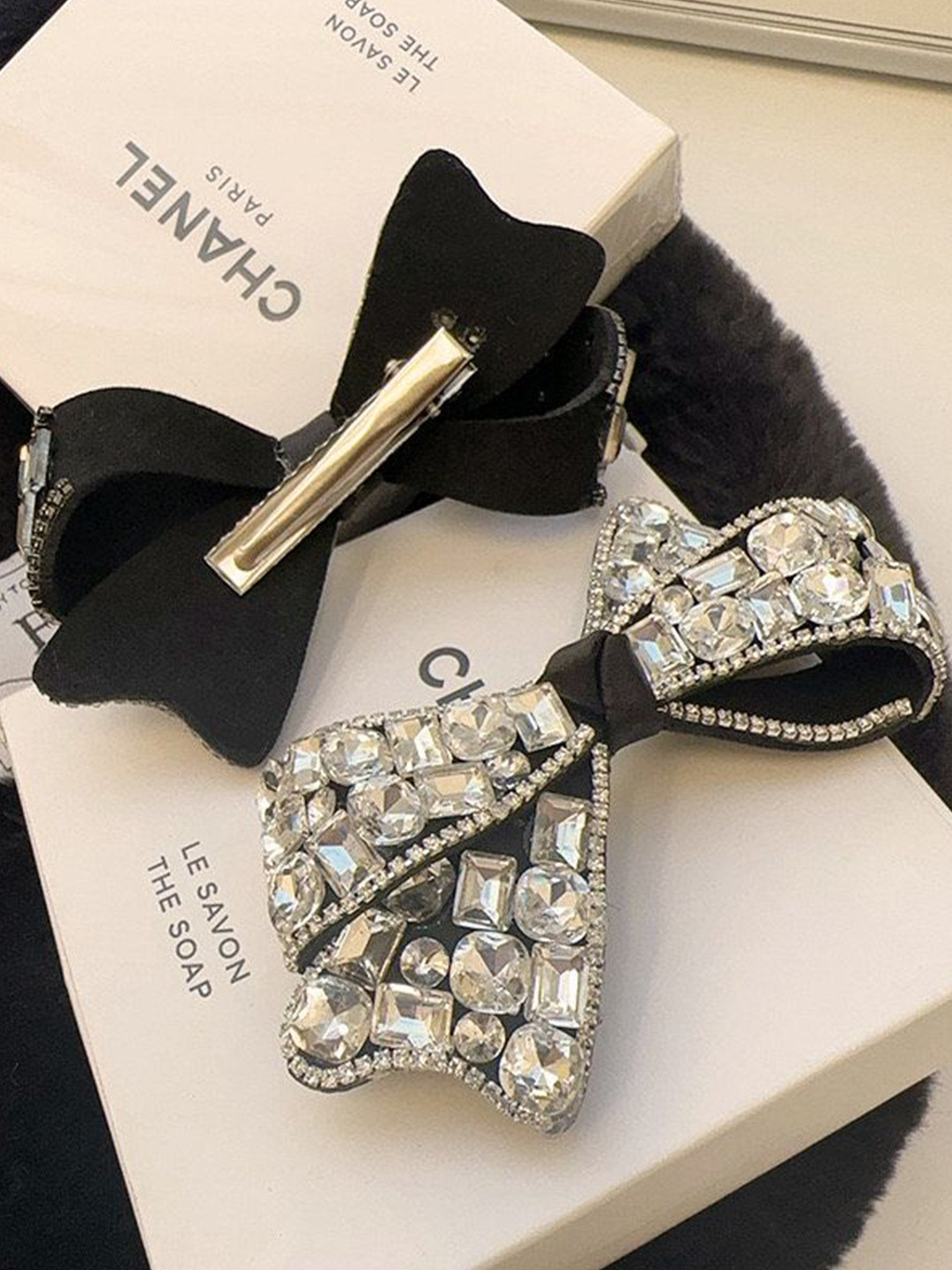 BAESD Fashion Set Of 2 Rhinestone Bow Hair Clip