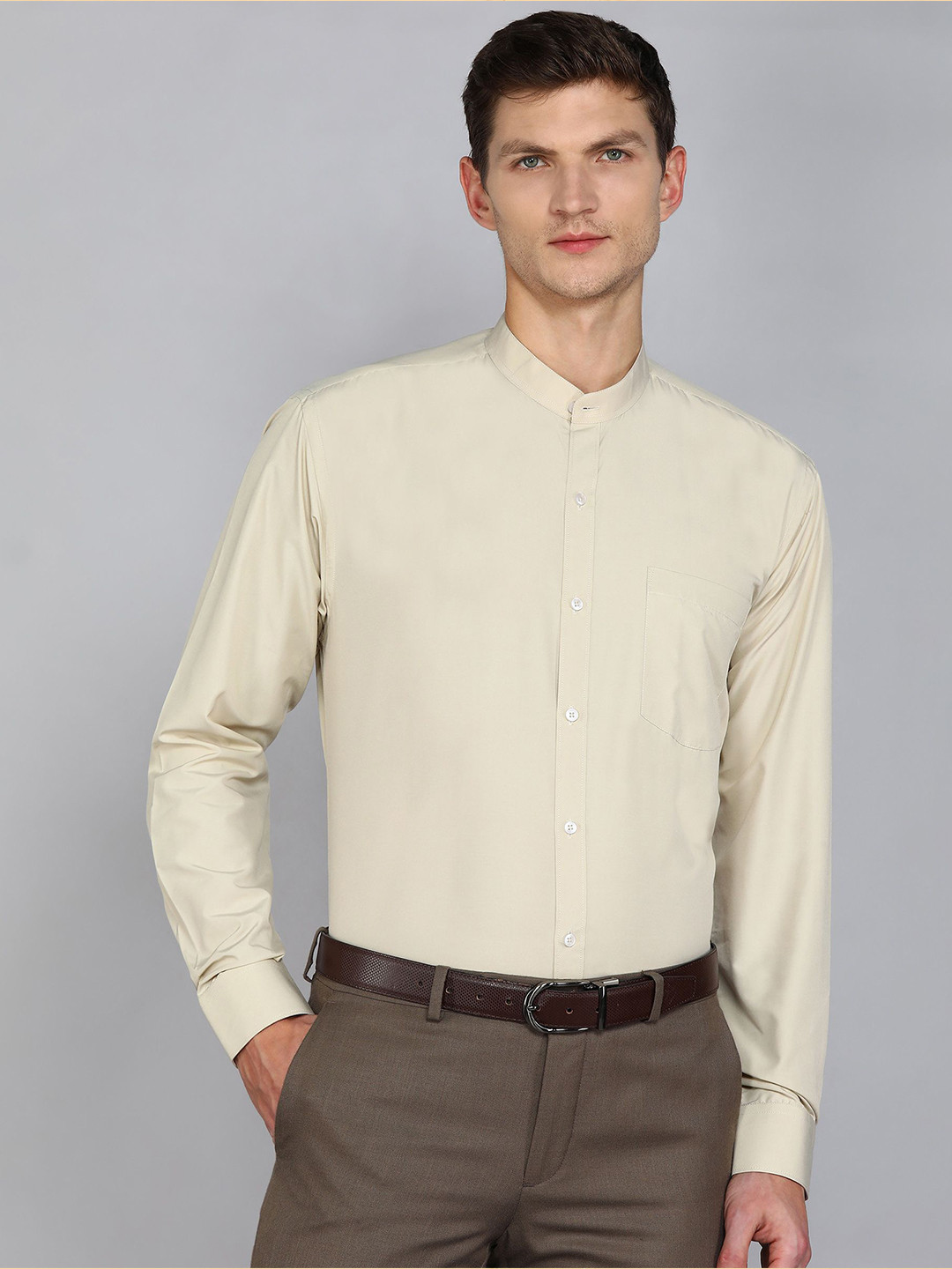 APPEL TOUCH Men Solid Classic Fit Formal Shirt