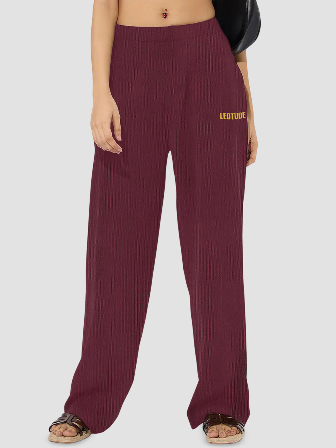 Leotude Women Textured Mid-Rise Relaxed-Fit Baggy Trackpants