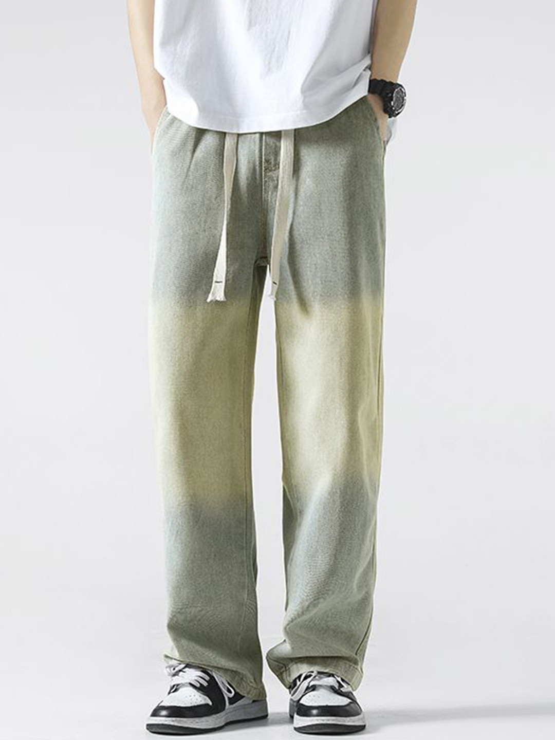 StyleCast x Revolte Men Relaxed Fit Mid-Rise Retro Denims Jeans