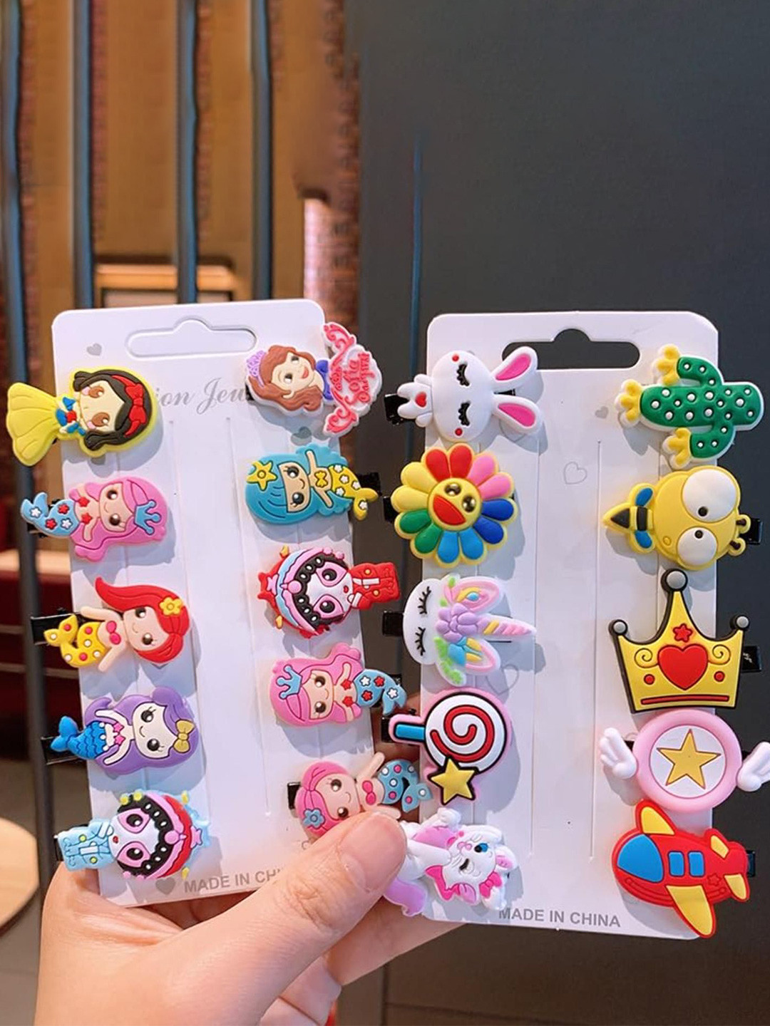 DN ENTERPRISES Girls Set Of 20 Claw Clip