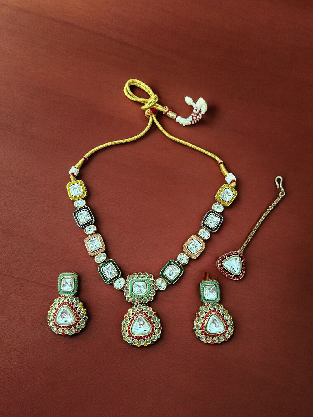 Anouk Kundan Studded Rajwadi Jewellery Set