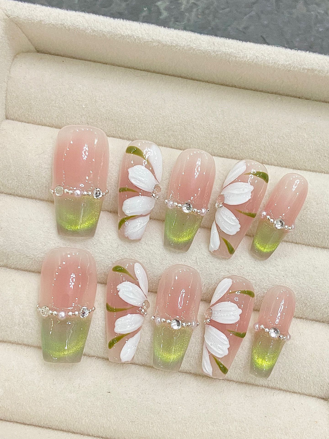 StyleCast x Revolte Set Of 10 Artificial Reusable Nails