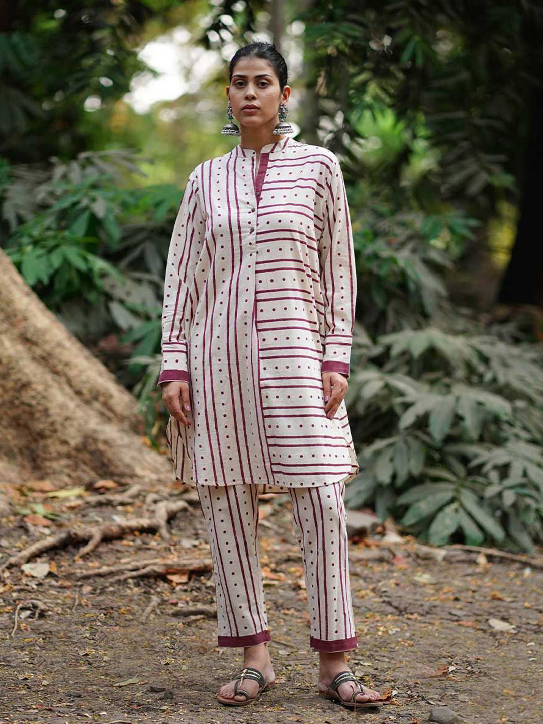 Chidiyaa Whistling Woods Polka Dots Printed Pure Cotton Kurta With Trouser