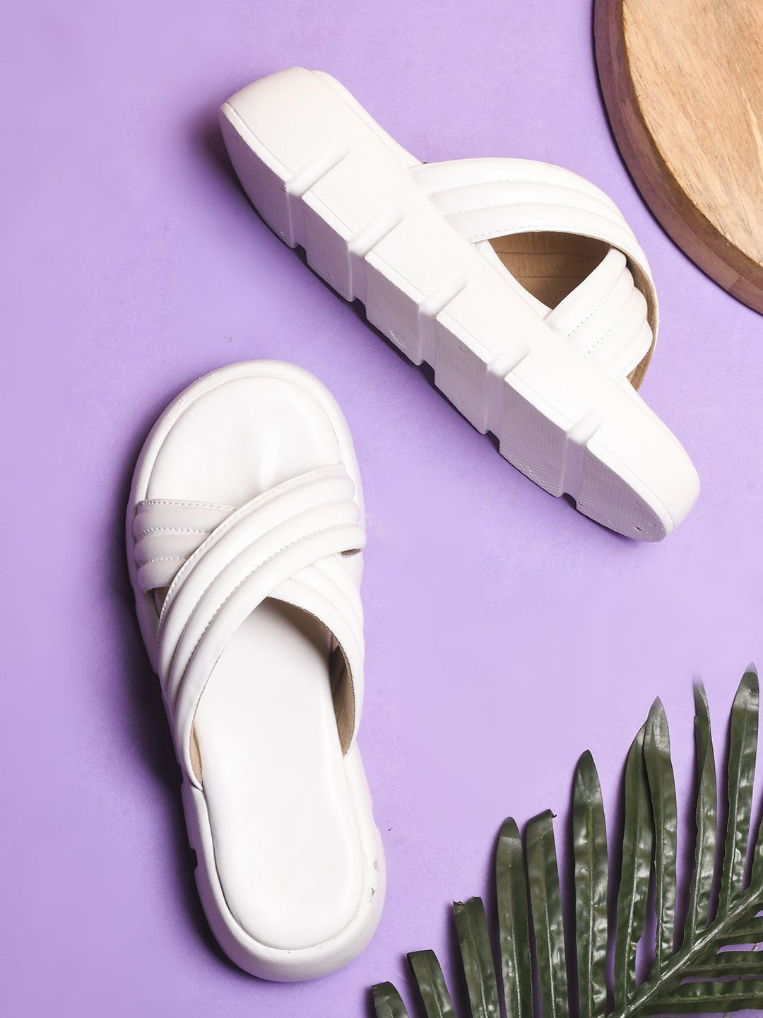 Froh Feet Textured Round Toe Platform Heels Sandals